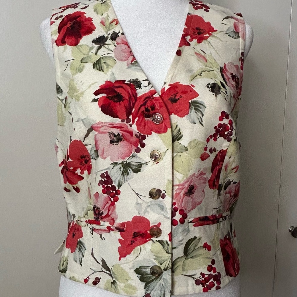 Ellen Tracy Floral Sleeveless Top - Red and Cream